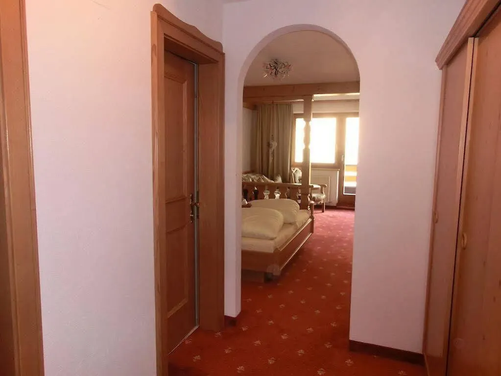 Belavita B&B 4*, Mathon